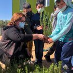 El Ayuntamiento de Torre Pacheco celebra el Día Mundial del Árbol con una plantación de especies autóctonas en el colegio El Alba  de Roldán.