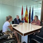 El alcalde de Torre Pacheco recibe a la Cónsul de Ecuador en la Región.