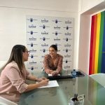 La concejala de Juventud mantiene una reunión de trabajo con la directora general del área.